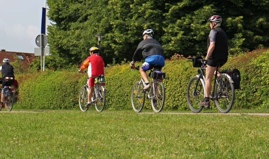 Из-за велопробега в Калининграде опять хотят перекрыть три дороги на 14 часов