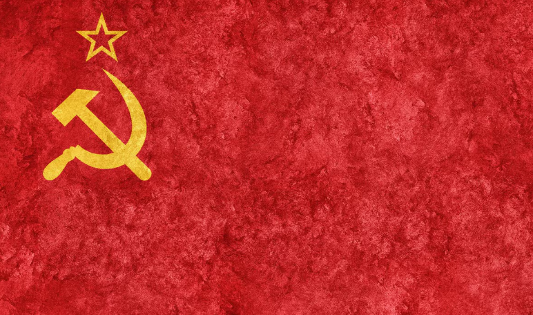 Гость из прошлого платит алименты на ребенка в пересчете на советские деньги