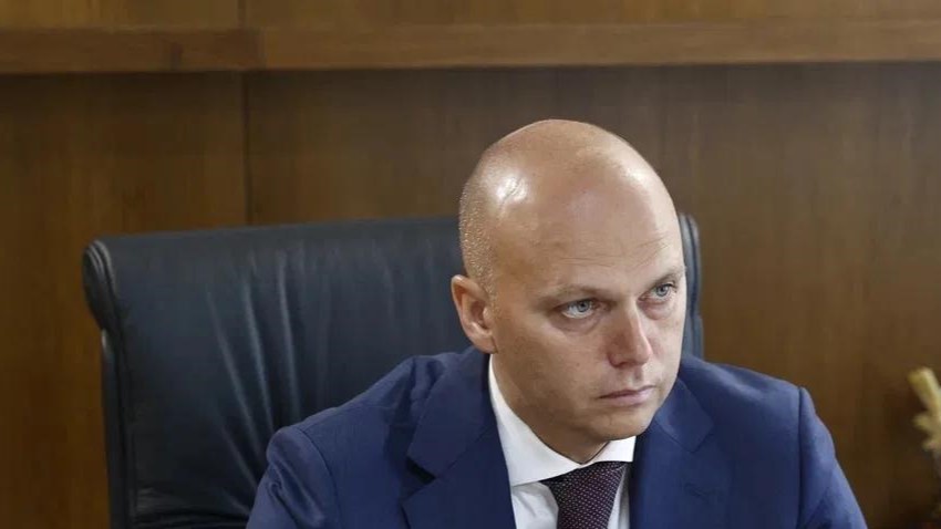 Губернатор договорился с Москвой о поставках новых реанимобилей в область