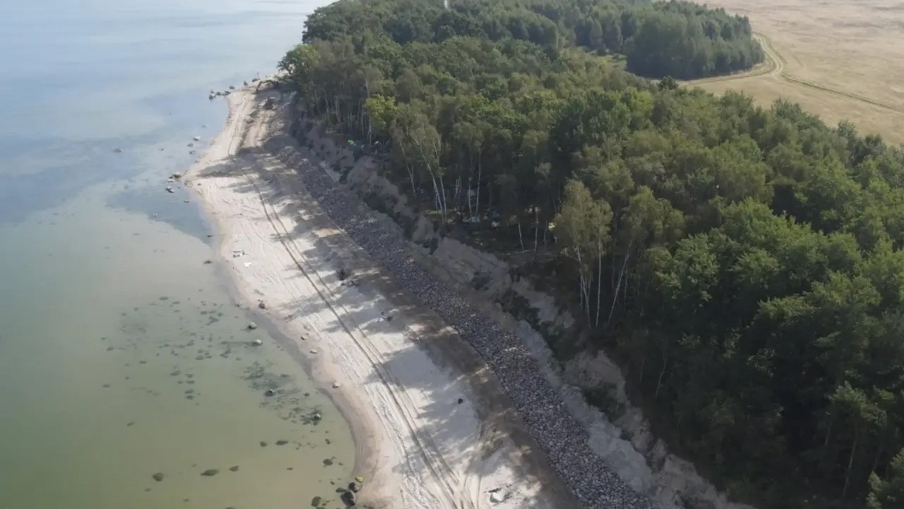 Земля уходит в море: Калининград теряет по 11 метров берега в год
