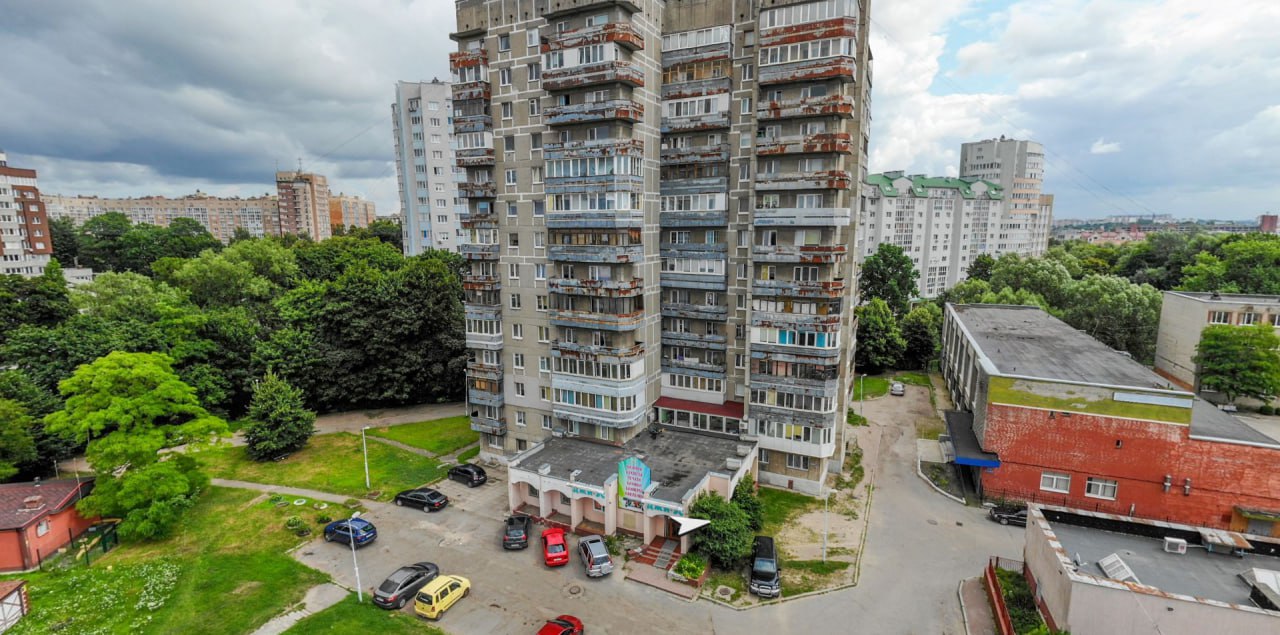 В Калининграде к 2025 году отремонтируют 17 дворов