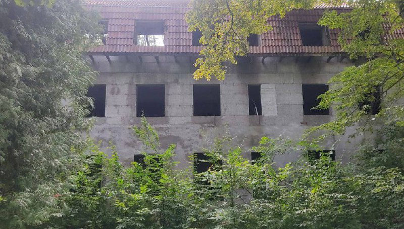 В Калининградской области владелица заброшенного здания предстанет перед судом