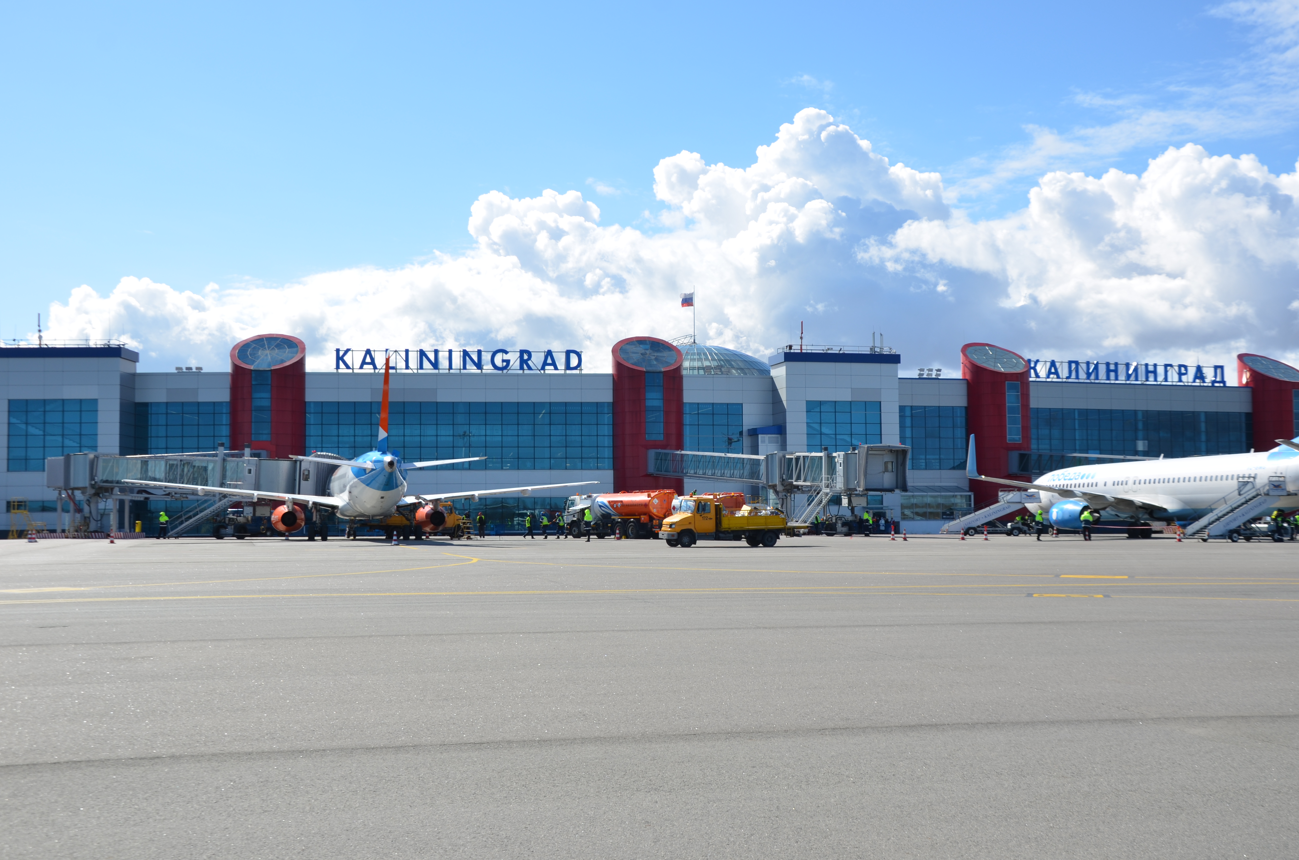 Власти попросят авиакомпании ставить на рейсы в Калининград самолеты побольше