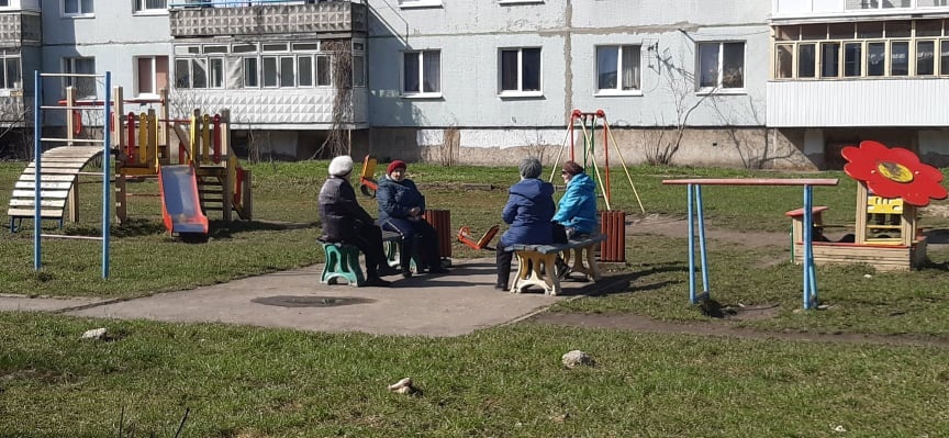 Власти Калининграда выделяют 4 млн рублей на ремонт детских площадок