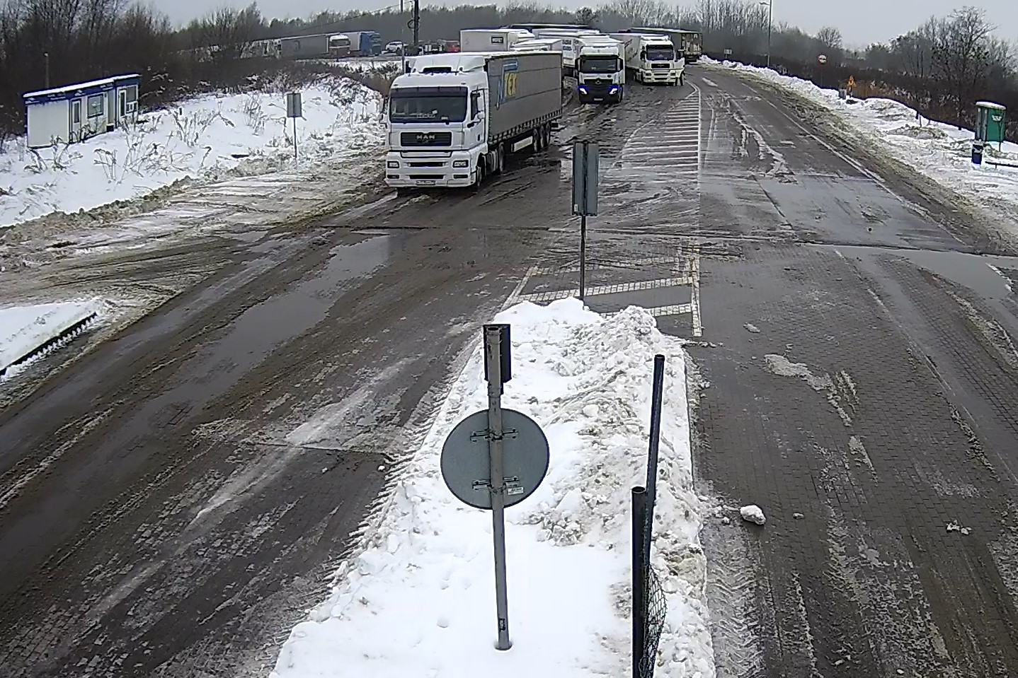 Выезда из Калининградской области в Литву ожидают 180 грузовиков