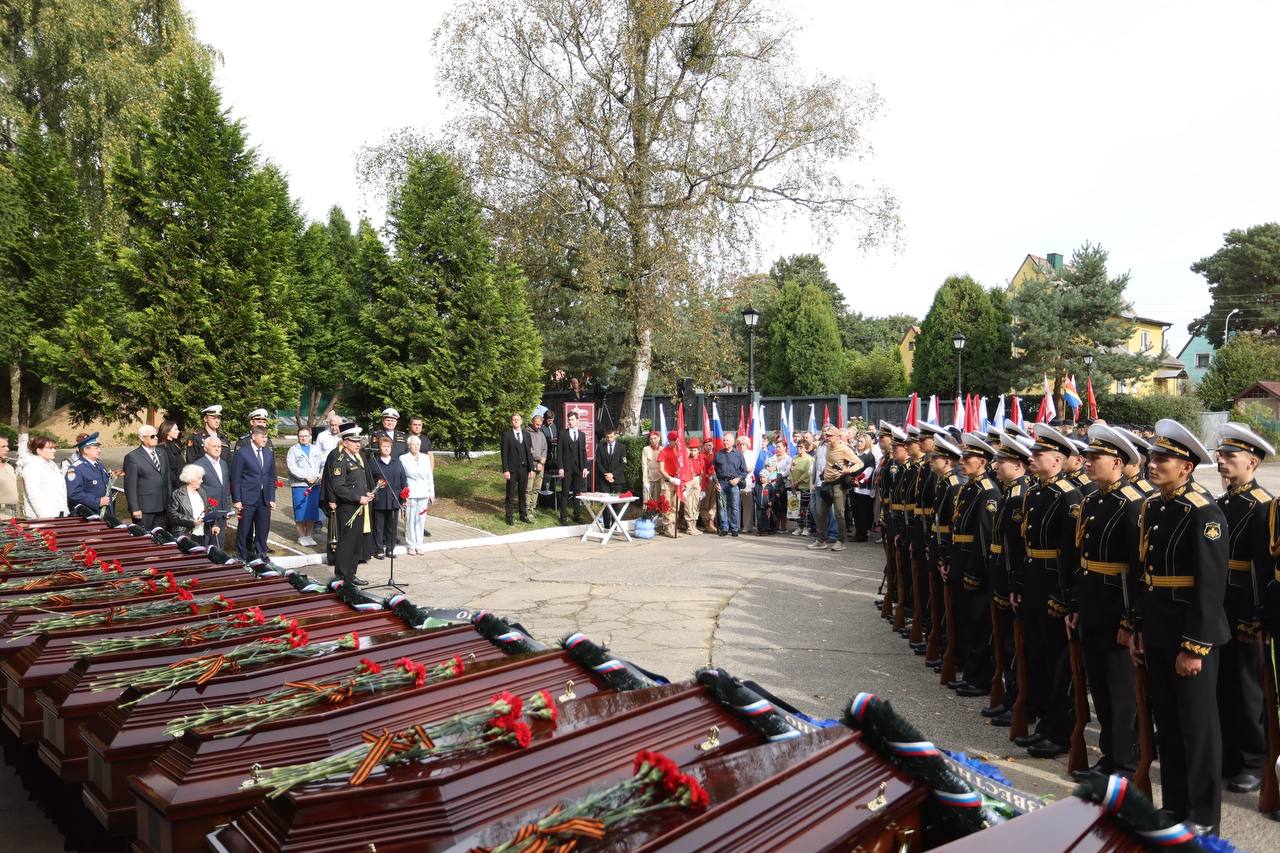 В Переславском перезахоронили останки советских солдат