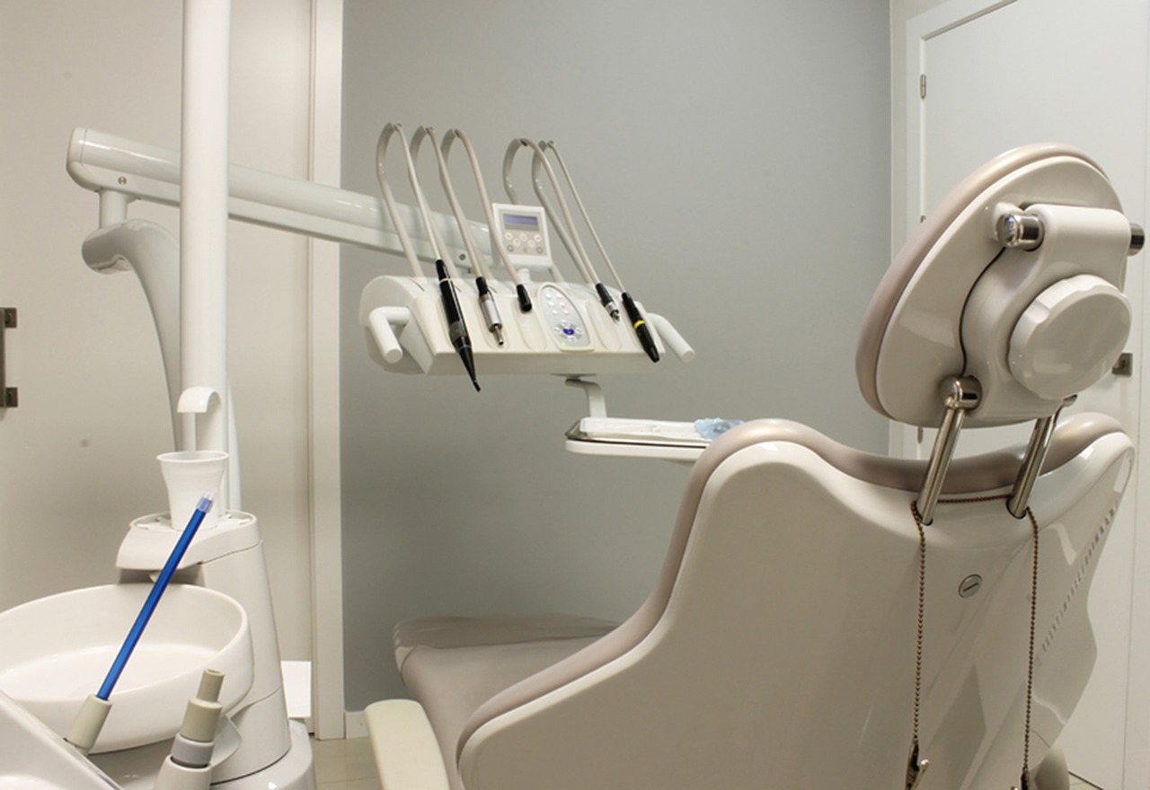 Поток пациентов в платную стоматологию в Калининграде уменьшился на треть