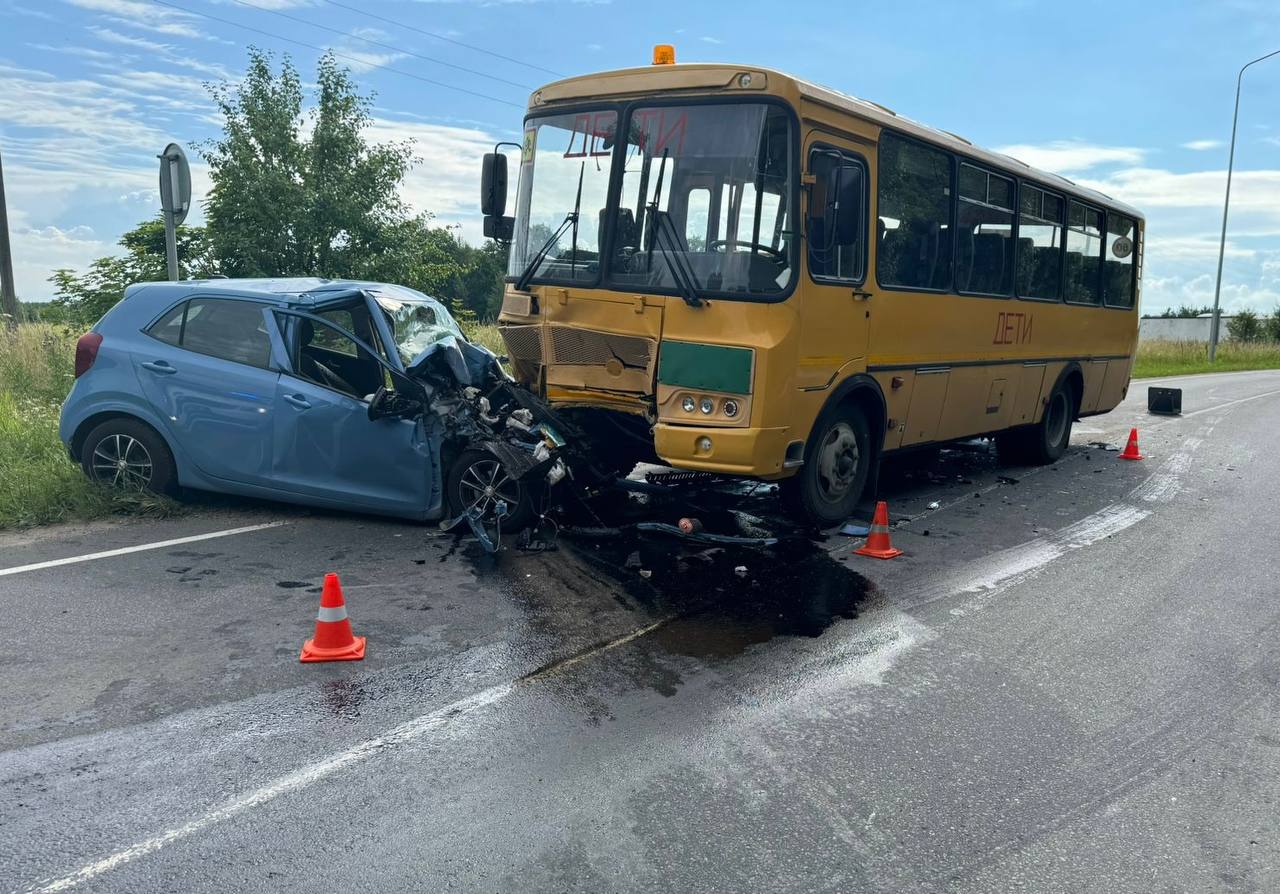 Автобус с детьми попал в ДТП под Зеленоградском