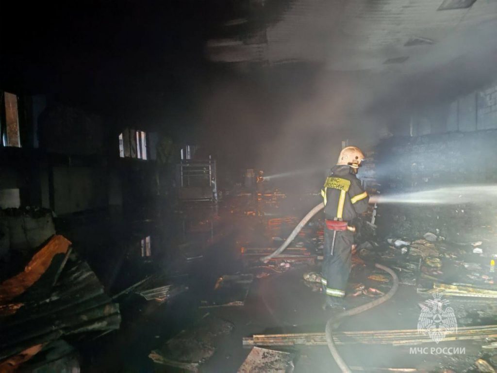 Минувшей ночью в Калининграде горел «Балтрыбстрой»