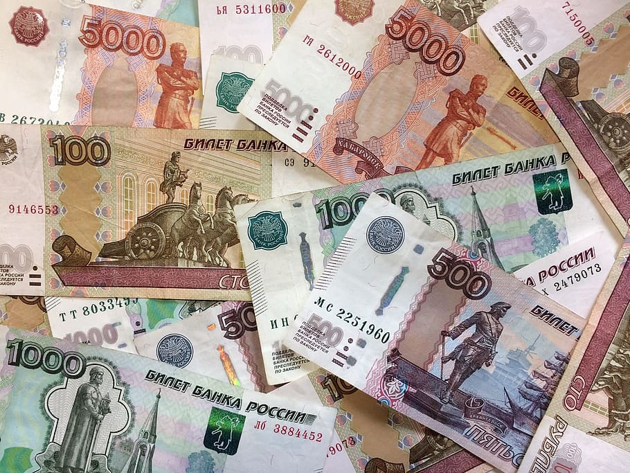 Житель Зеленоградска накопил многомиллионный долг и чуть не лишился дома