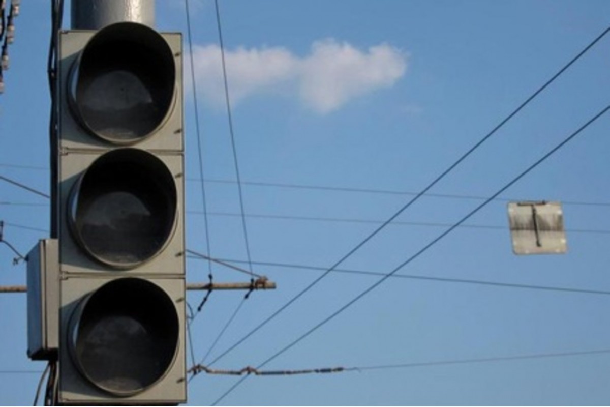 В субботу в Калининграде отключат четыре светофора