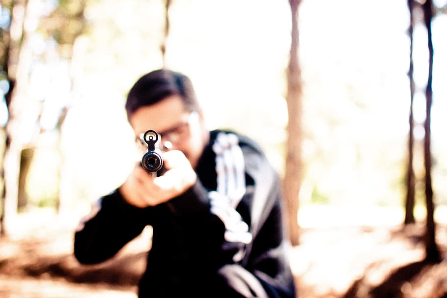 В Багратионовском округе мужчина подозревается в переделке оружия